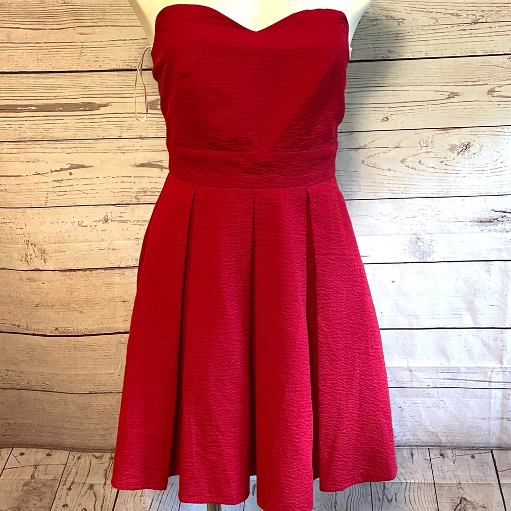 Lauren James Red Strapless Party Dress Size Small New with Tags